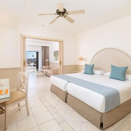 Rezort Gran Castillo Tagoro Family & Fun Playa Blanca (Lanzarote)